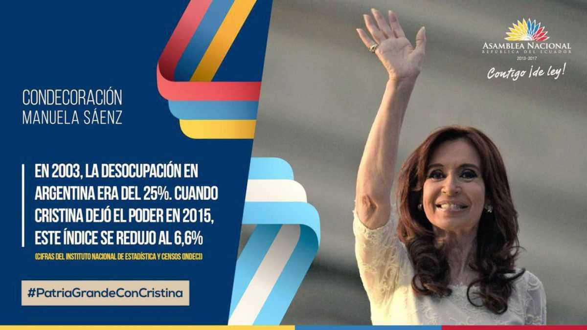 altText(Condecoraron a Cristina en Ecuador: el discurso completo)}