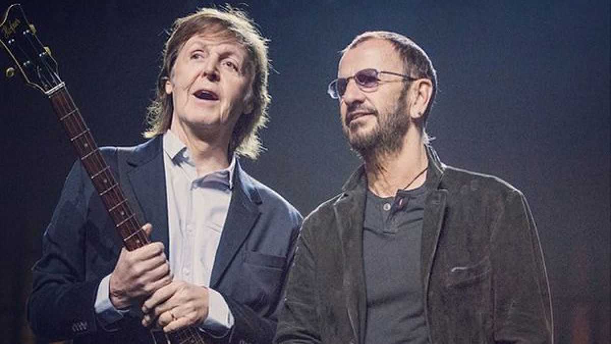 altText(Ringo Starr y Paul McCartney se unieron para grabar una canción inédita de John Lennon)}