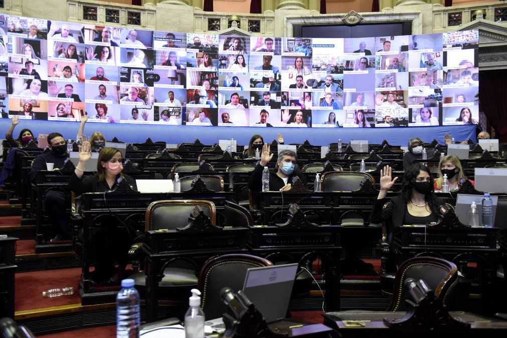  <p>Cámara de Diputados: escándalo sexual del legislador Ameri</p> 
