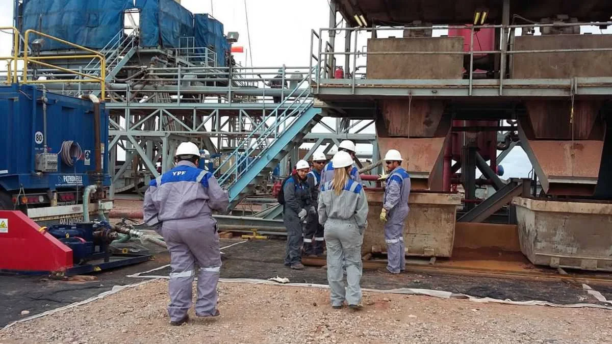 Viaje al futuro petrolero: géneros, Cumbre del Clima, Macri, sindicatos y pandemia