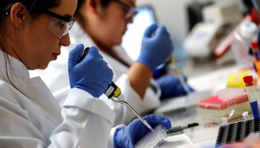 Caos en la Unión Europea por la falta de entrega de vacunas