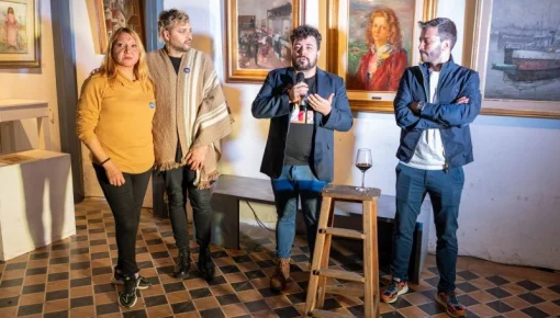 Artistas disidentes crean logo para vinos: 50% de lo recaudado irá al Mocha Celis