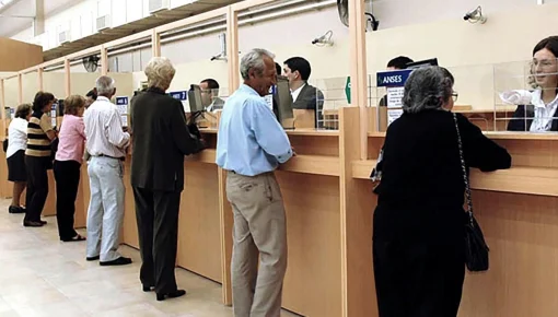 Nuevo refuerzo de $55.000 para jubilados y un aumento del 20,87%