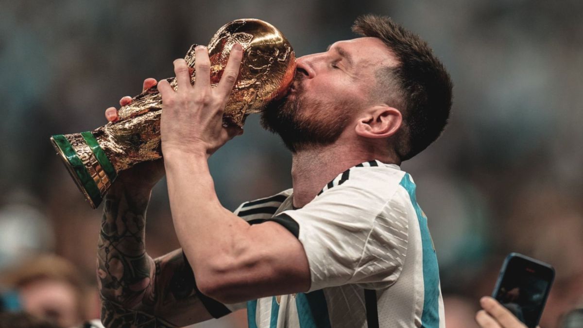 altText(Gracias Messi, gracias D10S: ¡Argentina tricampeón del mundo!)}