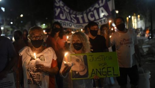 altText(Rosario: convocan a marchar con velas y en silencio 