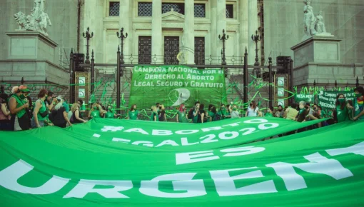CABA: habrá pañuelazo en reclamo de la efectiva implementación de la ley IVE