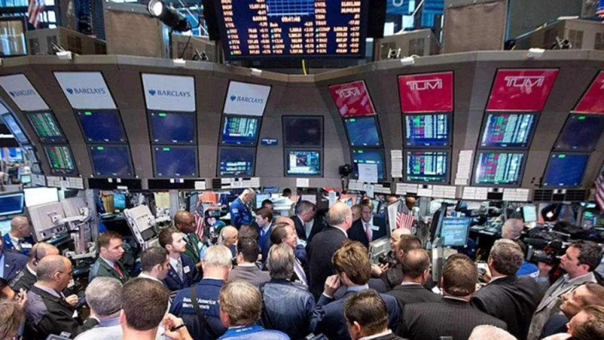 BlackRock impuso un corralito, bloqueó retiros, armó una corrida y se derrumbó