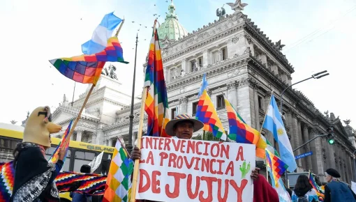 El Tercer Malón de la Paz se moviliza y realiza un acto en el Congreso