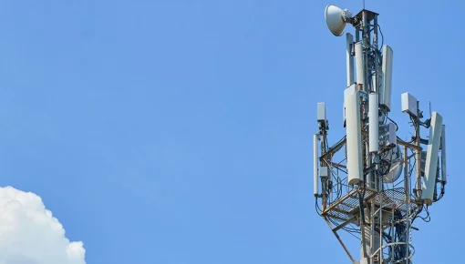 Oficializan la adjudicación de espectro 5G para Telecom, Claro y Movistar