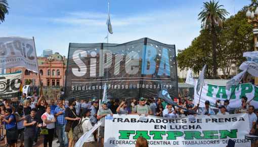 Fatpren declara alerta y movilización ante campaña contra los medios públicos