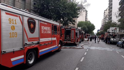 Incendio en el Hospital Santa Lucía: asistieron a cinco personas