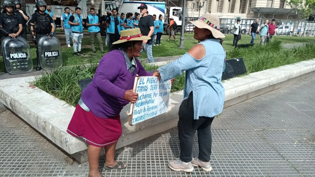 El gobierno porteño desalojó el acampe del Malón de la Paz