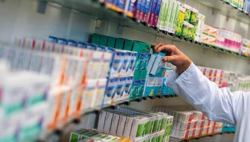 Desregulación de la economía: importarán medicamentos 