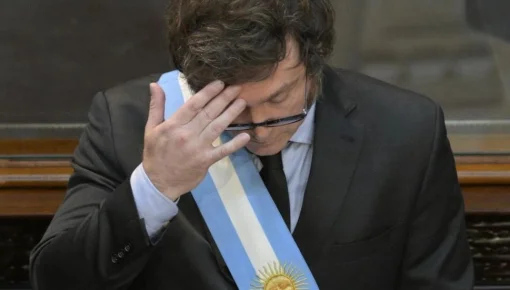 El Gobierno estableció un DNU que asegura los fondos de financiamiento docente