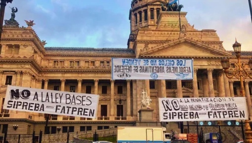 Trabajadorxs de medios públicos: &ldquo;No la ves porque nos censuran&rdquo;