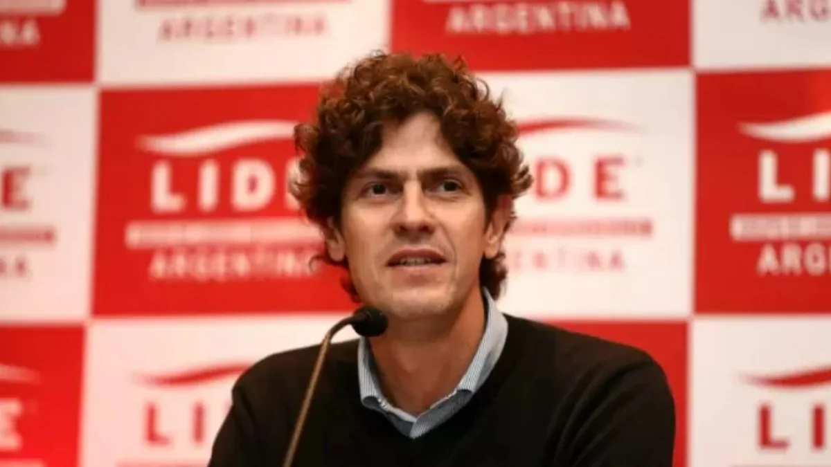 Lousteau advierte que la economía del país 