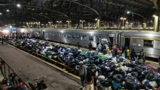 Un nuevo Tren Solidario parte de Retiro a Zárate y Campana: aún reciben donaciones