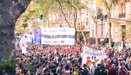 Convocan a una gran marcha federal contra el veto de Milei al financiamiento universitario