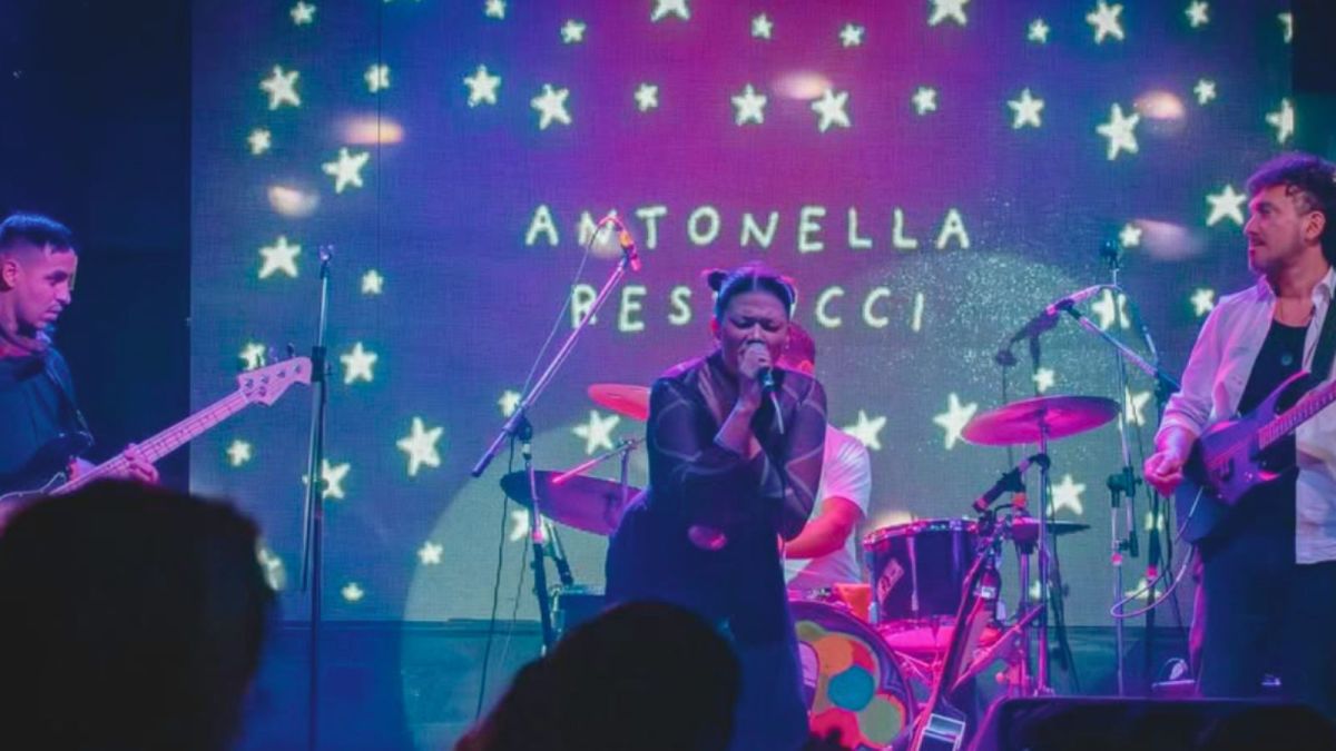 Celebrar la canción joven