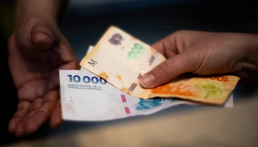 La inflación sigue superando a los salarios pretendidos y profundiza las diferencias laborales