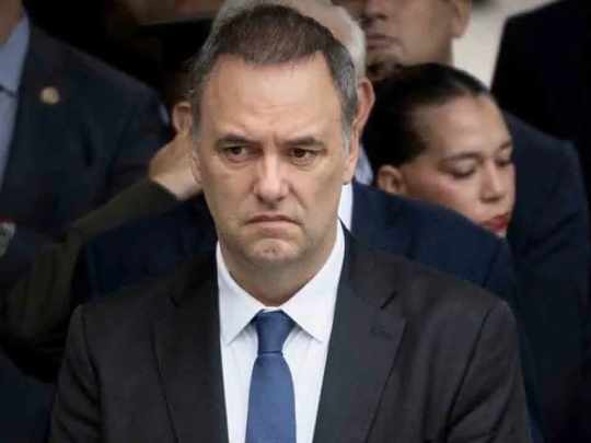Más críticas a Adorni dentro de LLA: es 