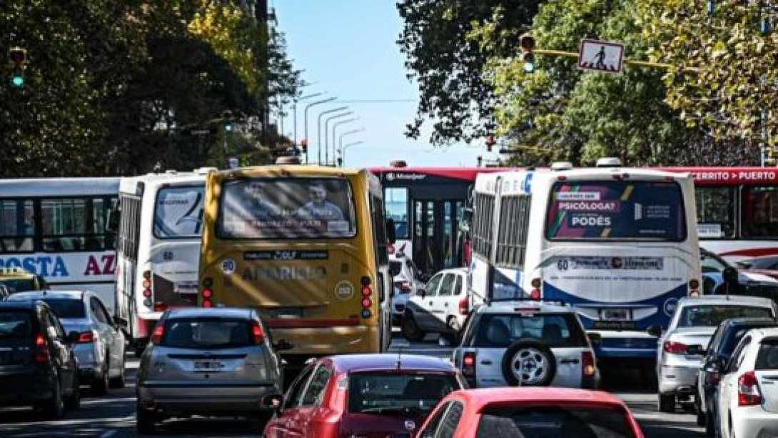 La UTA endurece su reclamo salarial y lanza una advertencia al Gobierno: &ldquo;La paz social peligra&rdquo;
