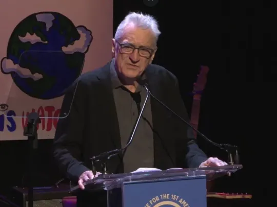 De Niro: 'Amar a nuestro país empieza a ser como una esposa que ama a su esposo abusador'