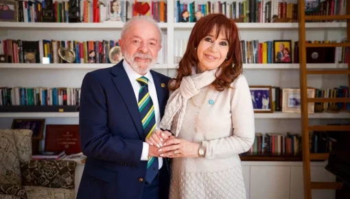 Cristina suma a un abogado de Lula para su reclamo internacional