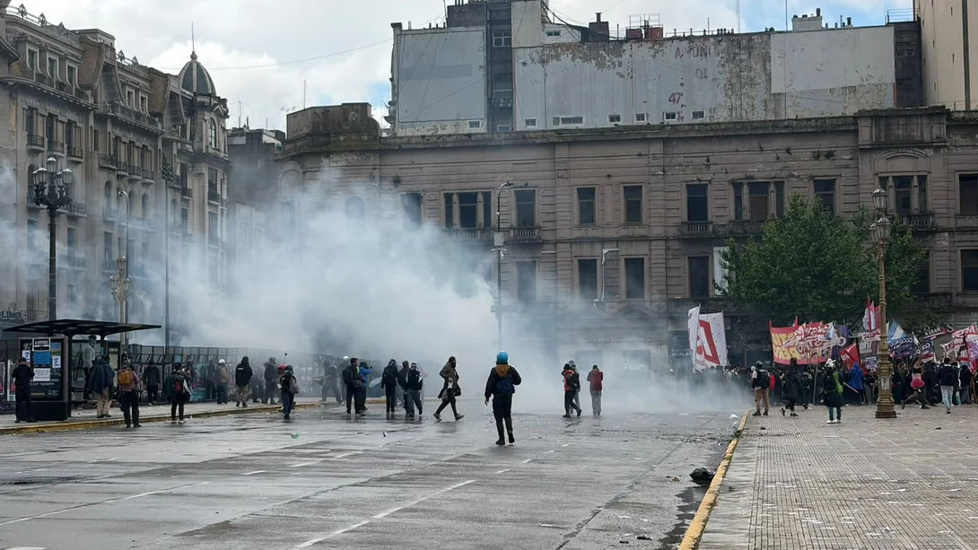 La CPM denunció penalmente la represión frente al Congreso y pidió investigar a los responsables